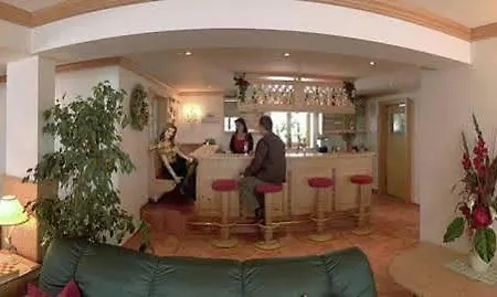 Michaela Hotel